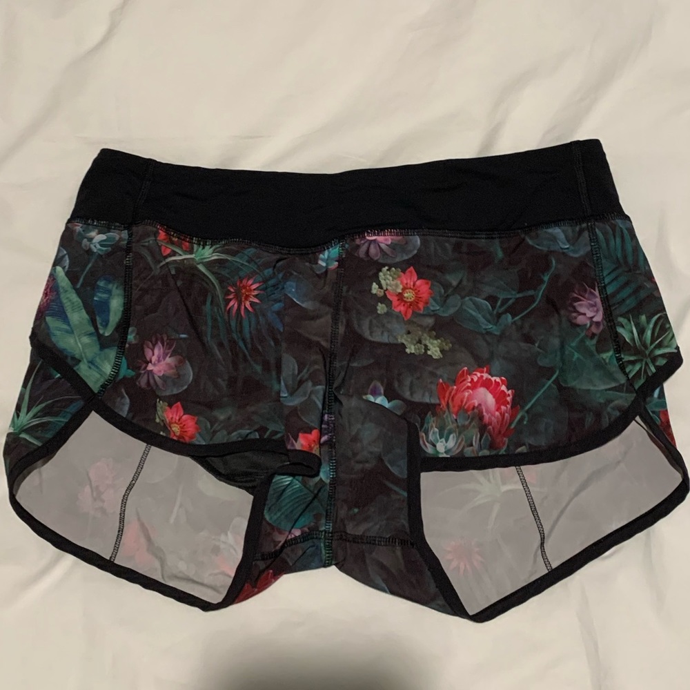 Lululemon shorts!
